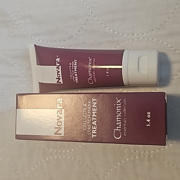 Novara Cellulite & Stretch Mark Treatment 1.4 oz. - Picture 7 of 8